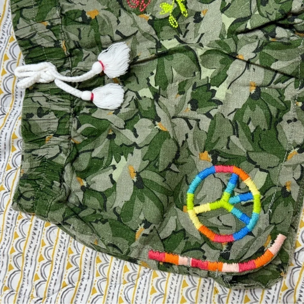 Peek Camouflage Shorts with Embroidery
